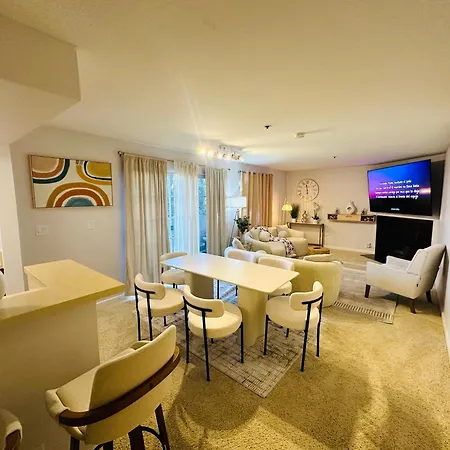 Mid-City Charm 2Br Near Las Hotspots!